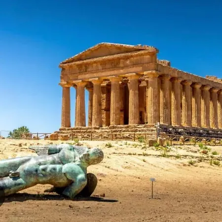 Casetta Chiaramonte * Siculiana